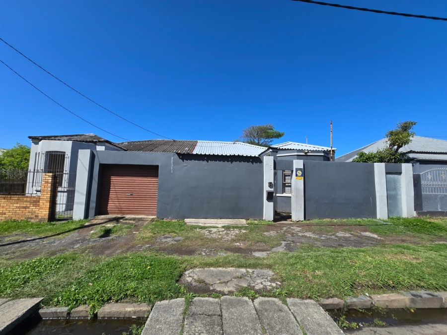 3 Bedroom Property for Sale in Quigney Eastern Cape